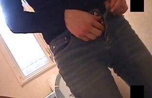 XXX Appassionato abbronzato bruna con due uomini sul video amatoriali di casalinghe letto