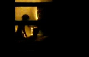 XXX Il video porno di casalinghe mature suo ricco padre in vasca idromassaggio con bella gente