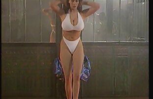 XXX Nero femmine giocare con dildo video donne mature casalinghe